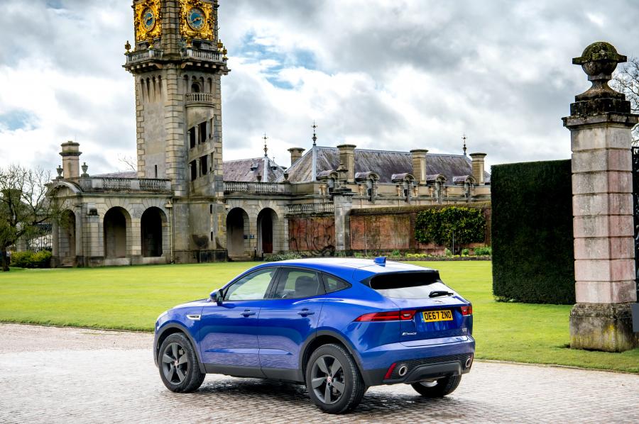  Jaguar E-Pace D180 AWD SE 2018 года  (UK) (фото 5 из 32)